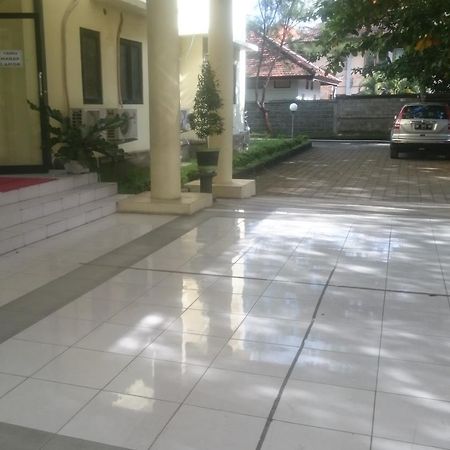 Edutel Undiksha Singaraja Exterior foto